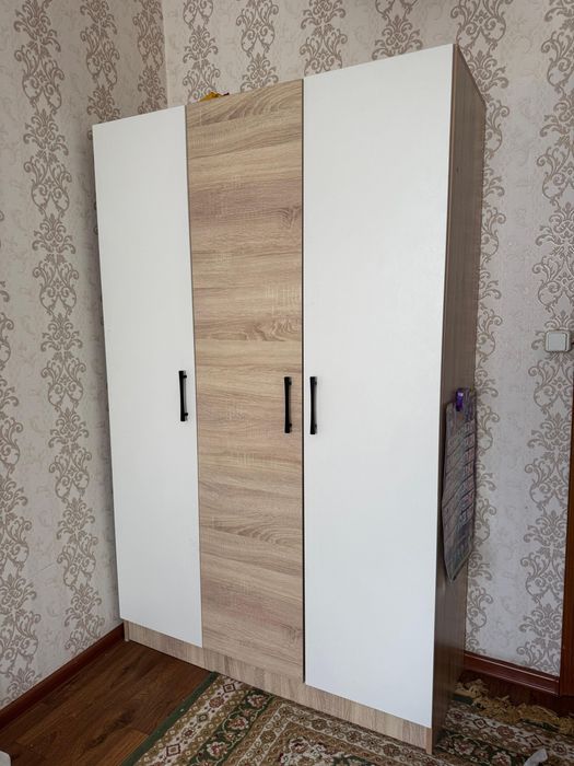 Продается шкаф в хорошем состояние