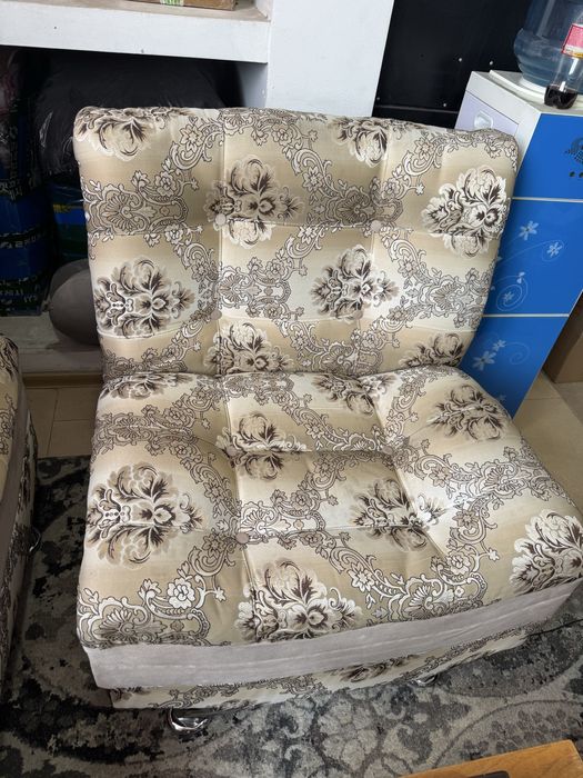 Продам Диван новый