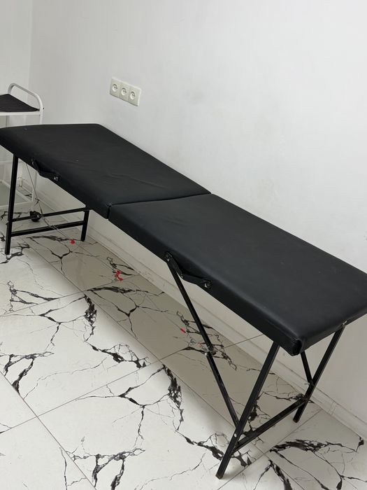 Кушетка для салона