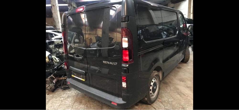 Продава се само на части Renault Trafic 1.6d 2017год