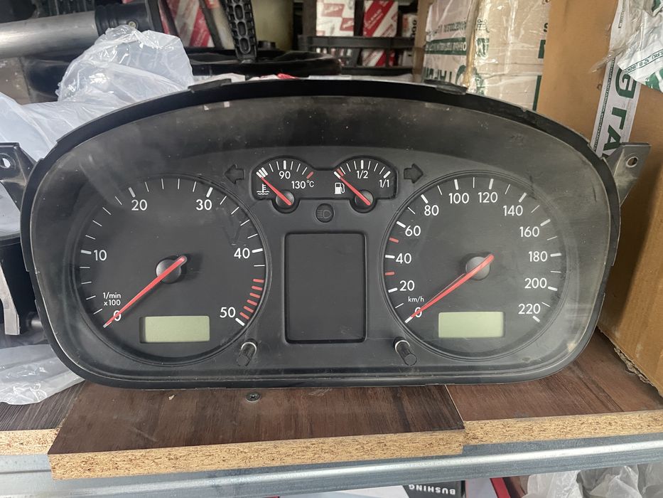 Щиток, панель приборов VW T4. Volkswagen T4, Transporter, Multivan