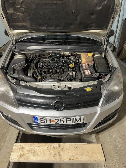 Opel Astra H 1.9 CDTI