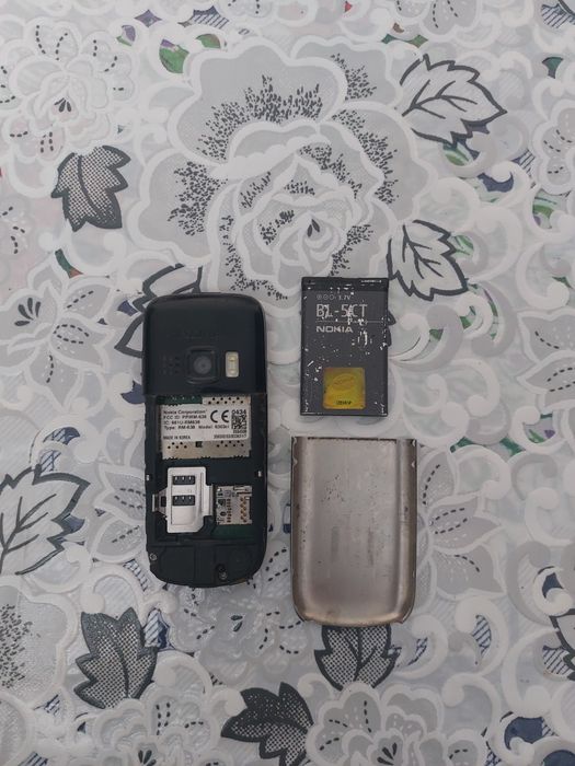Nokia 6303 кнопочный