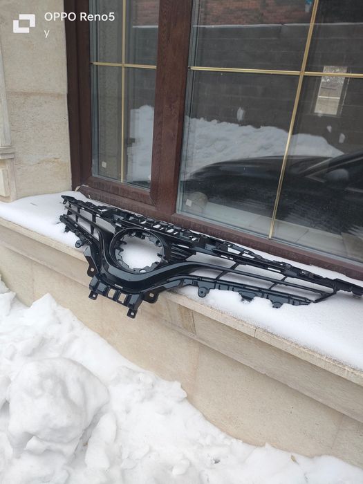 Решетка камри 70