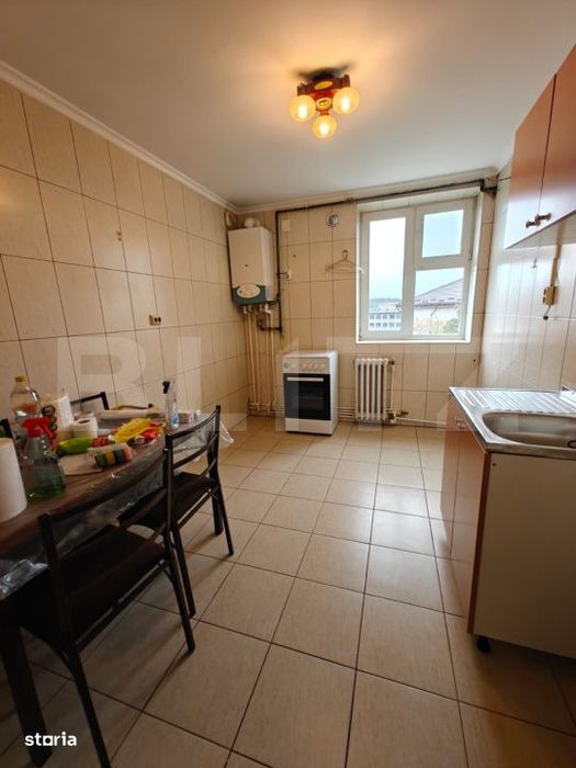 Apartament 4 camere, 75 mp, zona Centrala