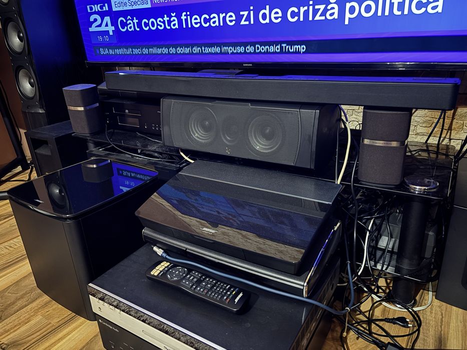 BOSE SoundBar 700  Preț de MAGAZIN 4168 Lei OPTIONAL se oferă și Subwoofer Wireless BOSE Bass Modul 700