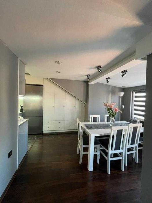 Дава се под наем Тристаен апартамент в Пловдив, Каменица 1 - 91 кв.м за 413.1 € - Снимка #1