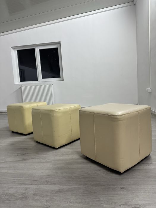 Tabureti crem 3 buc