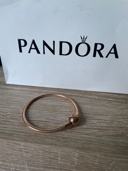 гривна Pandora - розово златно покритие