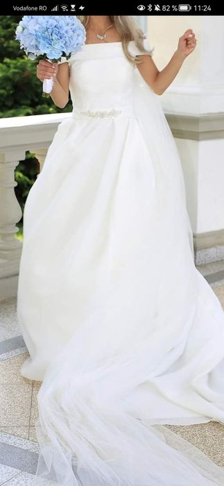Vând rochie de mireasă