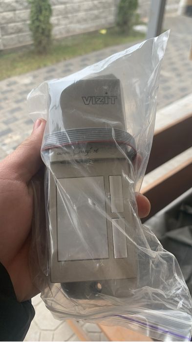 Продам домофон визит