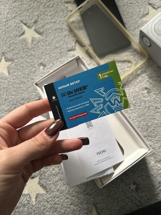 Телефон Pova neo 7