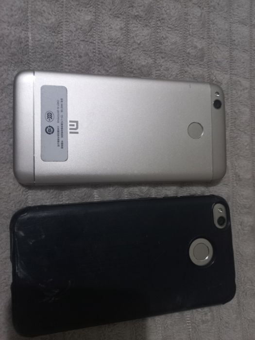 Продам 2 телефона