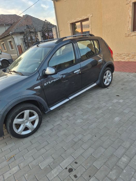 Dacia Sandero 2011