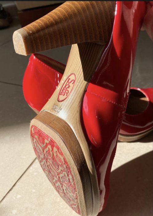 Pantofi rosii piele lacuita, Sofft, 37,5