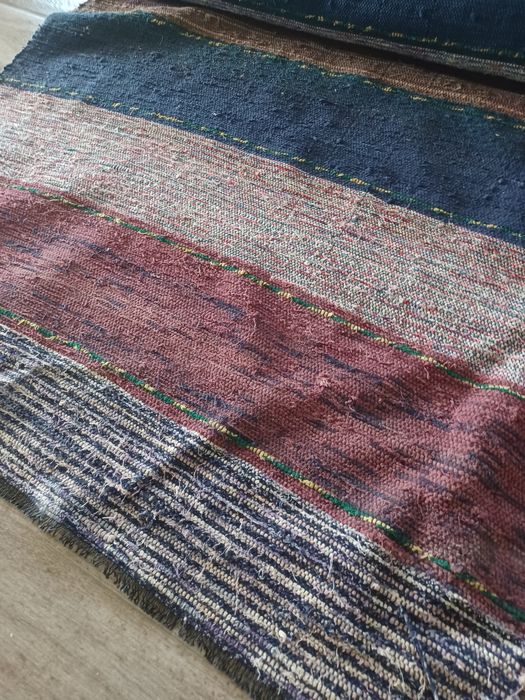 Битови пътеки ръчно тъкани