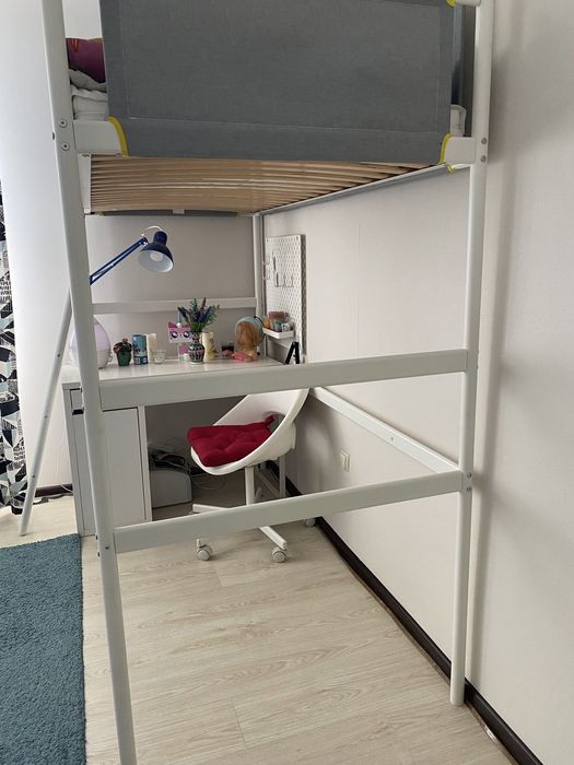 Кровать-чердак от Икея