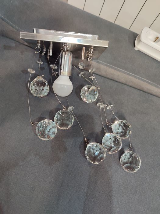 Полилей от стъклени топчета