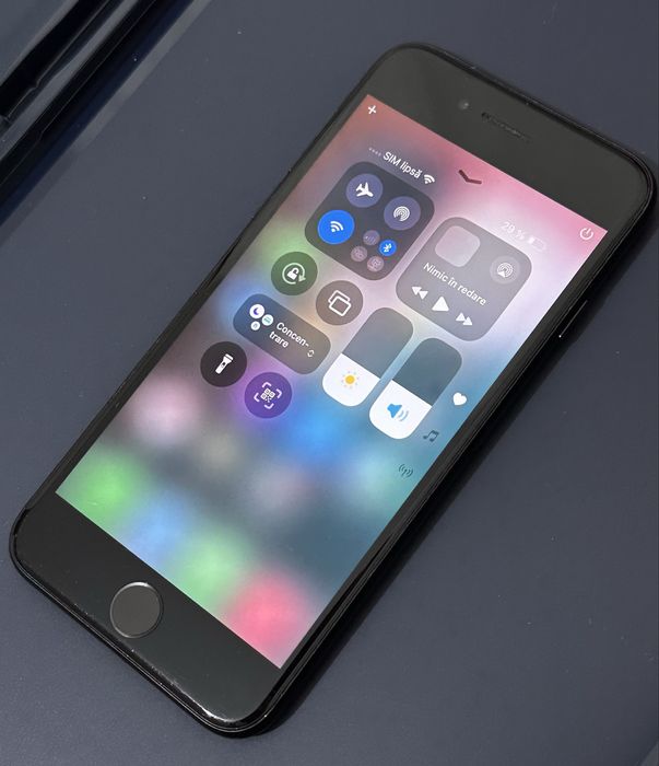 Vând Iphone SE 128 GB