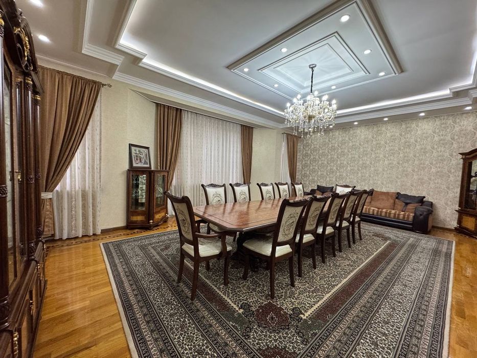 срочно сдается евро-дом Никитина 4-соток 3-уровень бассейн сауна 6-ком