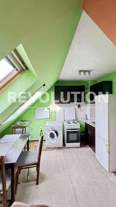 Дава се под наем Двустаен апартамент в Пловдив, Център - 60 кв.м за 357 € - Снимка #1