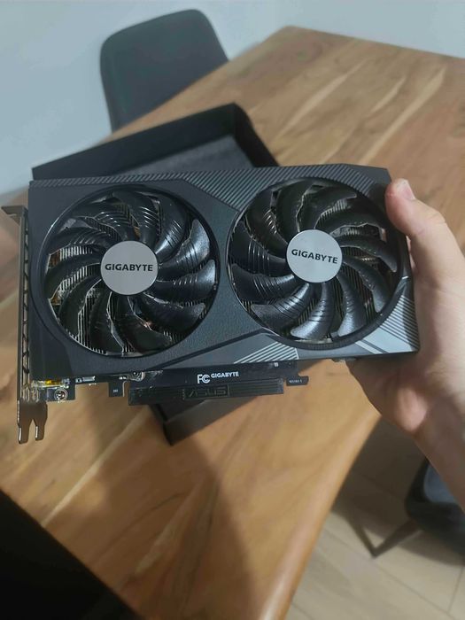 [DE VÂNZARE] - Placă Video NVIDIA RTX 3060 12GB !!!