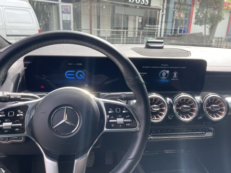 Mercedes Benz EQB 300 4 Matic