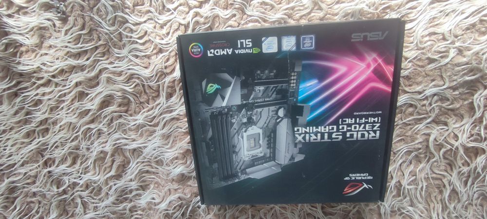 Asus z370 + core i7 8086K + 16gb ddr4.