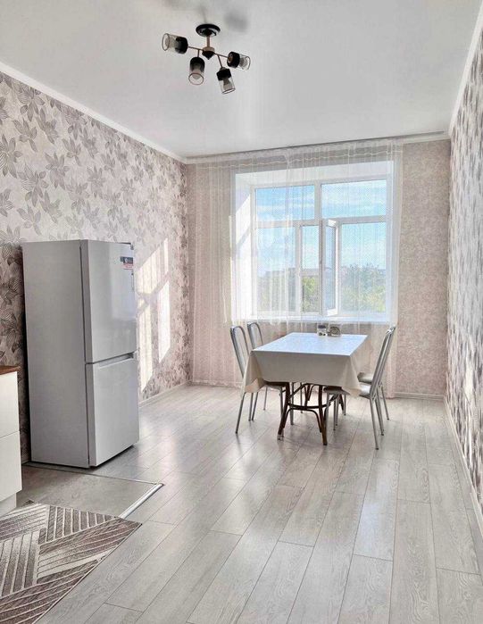 продам 1 комнатную квартиру 55 кв.м.