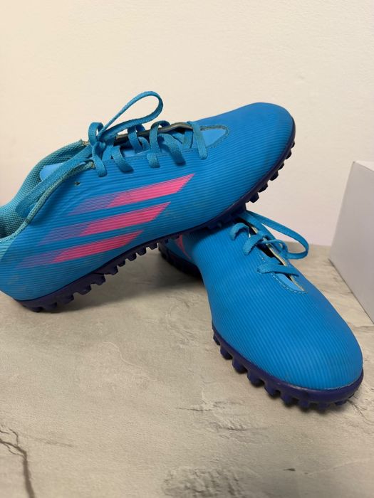 Ghete fotbal sintetic
