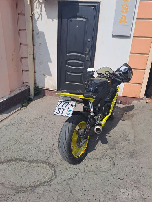 YAMAHA R6  2015 год