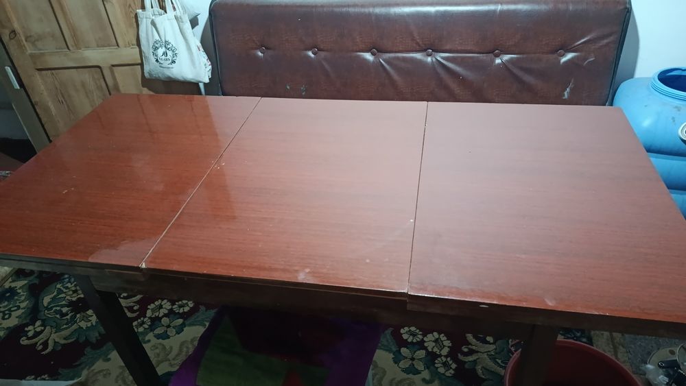 Шифонер, столы на кухню