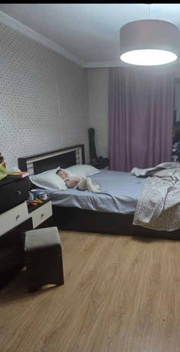 Спальний гарнитур