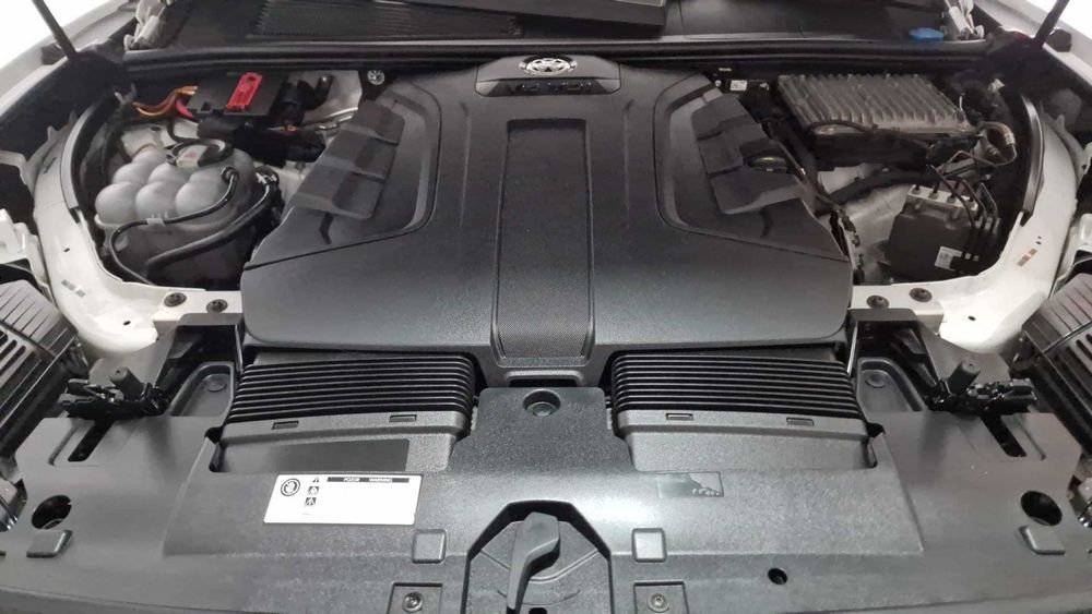 Volkswagen Touareg Primul Proprietar, Carte Service
