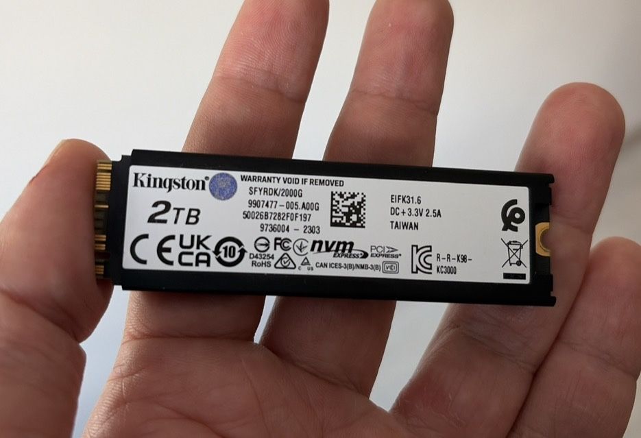 Kingston FURY Renegade 2TB M.2 PCIe 4.0 NVMe  идеален гейминг SSD