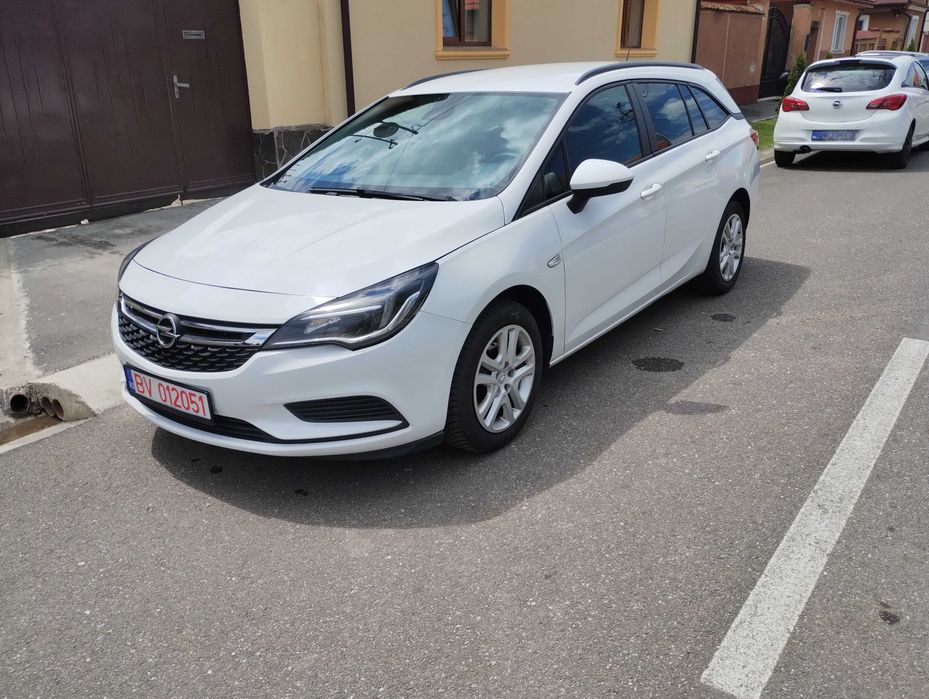 opel tour