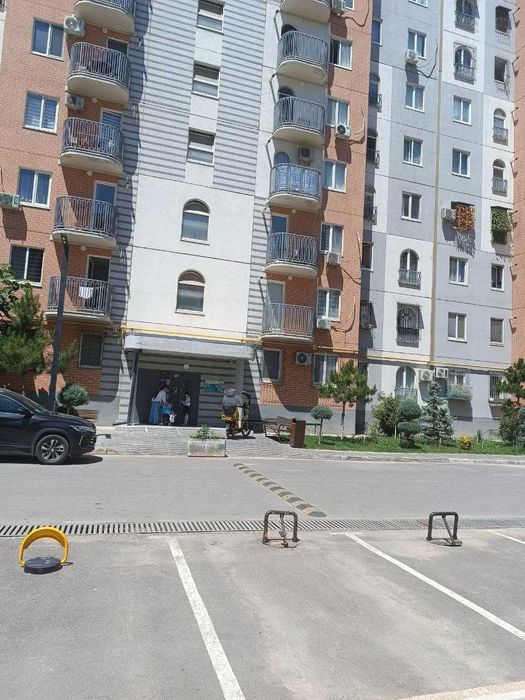 Аренда долгосрочная, Ж\К Ассалом Сохил, Голден Хаус 1 комн. квартира