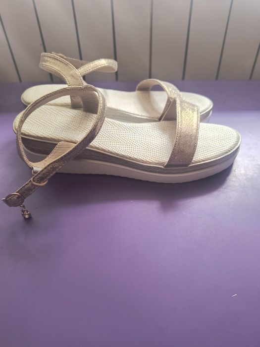 Дамски Сандали 40 размер