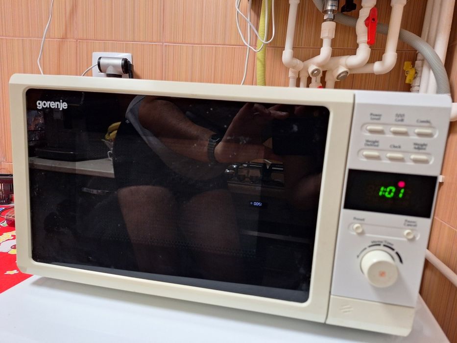 Cuptor cu microunde Gorenje