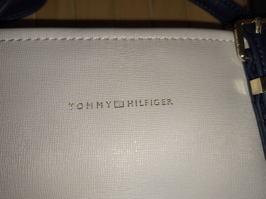 Tommy Hilfiger дамска чанта