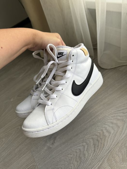 Кроссовки nike женские