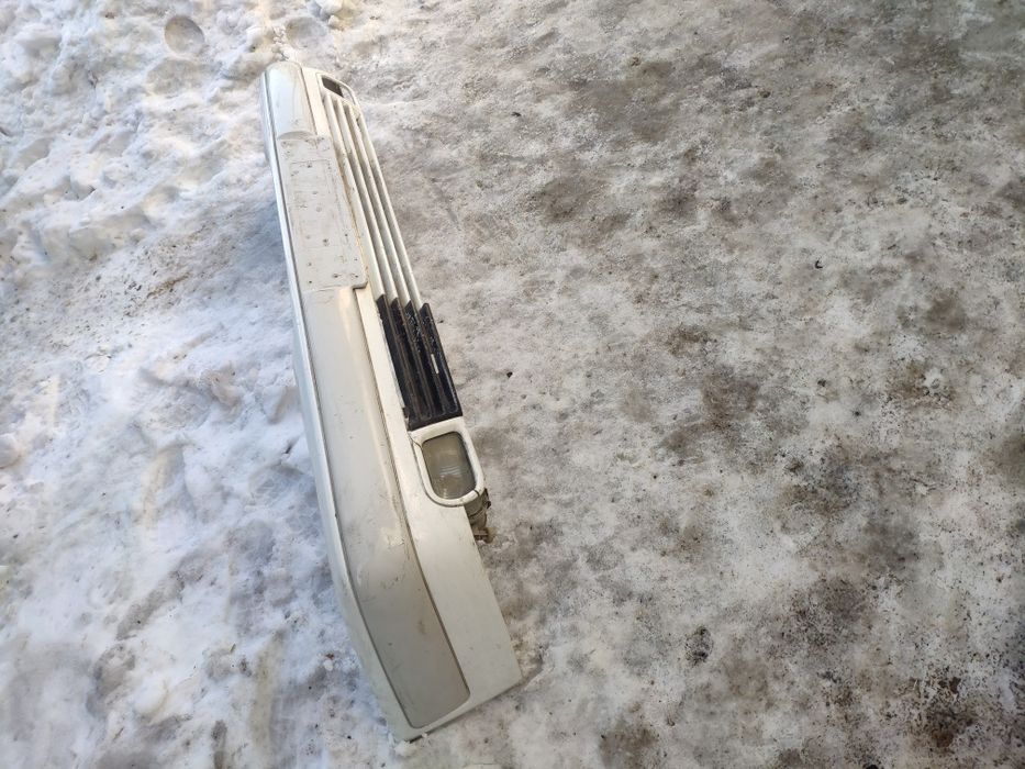 Бампер передний Мерседес w 210