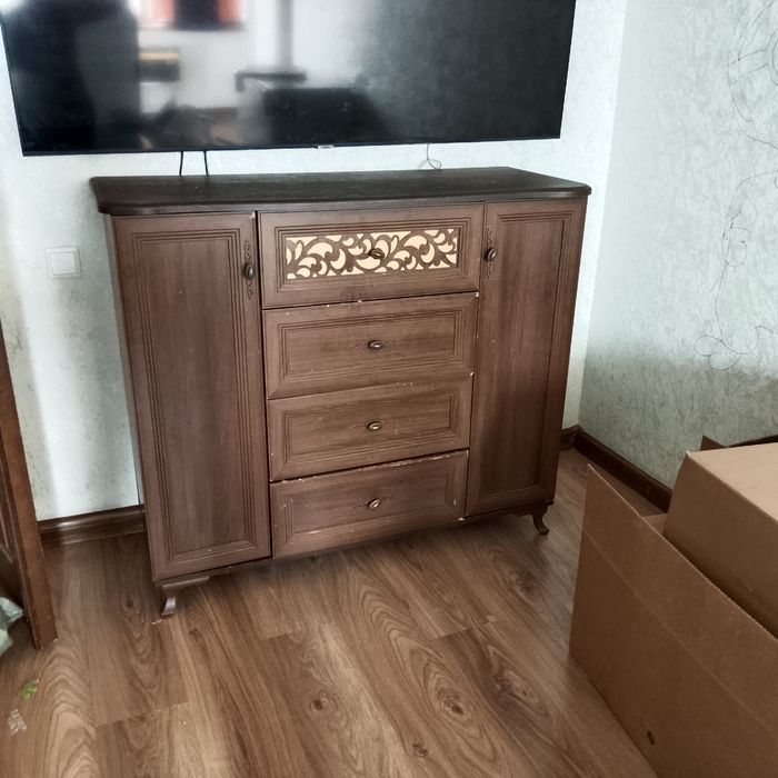 Отдам комод в хорошем состоянии
