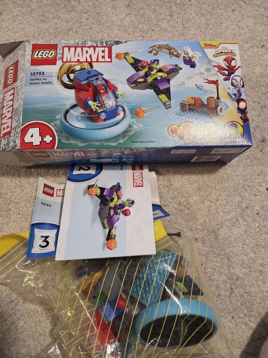 Lego Friends Spiderman vs Green Goblin