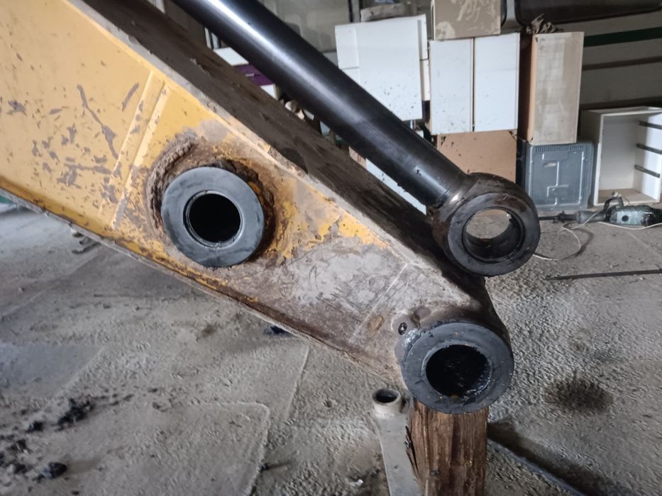 Ремонт ковшы экскаватор и погрузчик