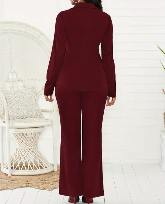 Брючный костюм М (48 размер)