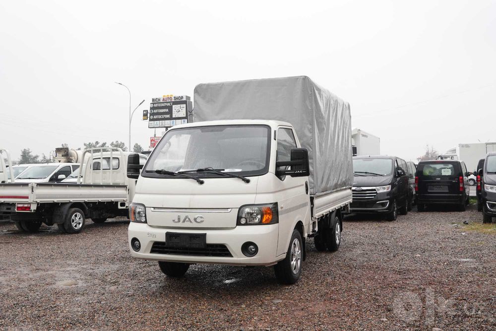 Продаётся новый JAC X 200