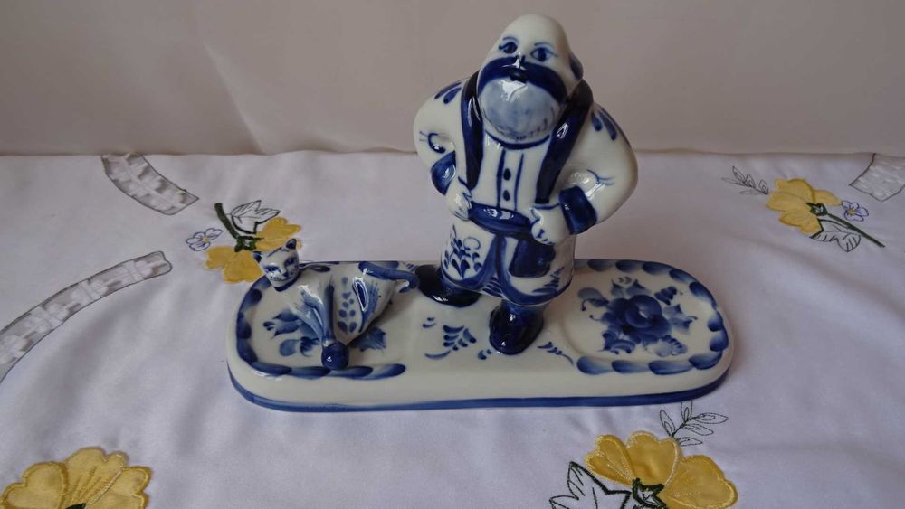 Гжелска рисувана фигура, Русия, СССР, винтидж