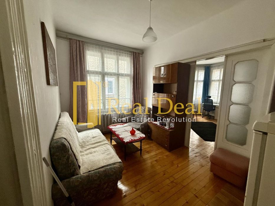 Дава се под наем Тристаен апартамент в София, Медицинска академия - 90 кв.м за 650 € - Снимка #2