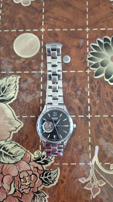 Продаю японские механические часы Orient (Open Heart)